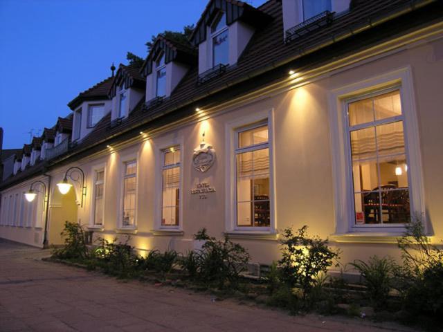 Hotel Zajazd Kultury, Dawniej Pocztowy เจโลนากูรา ภายนอก รูปภาพ