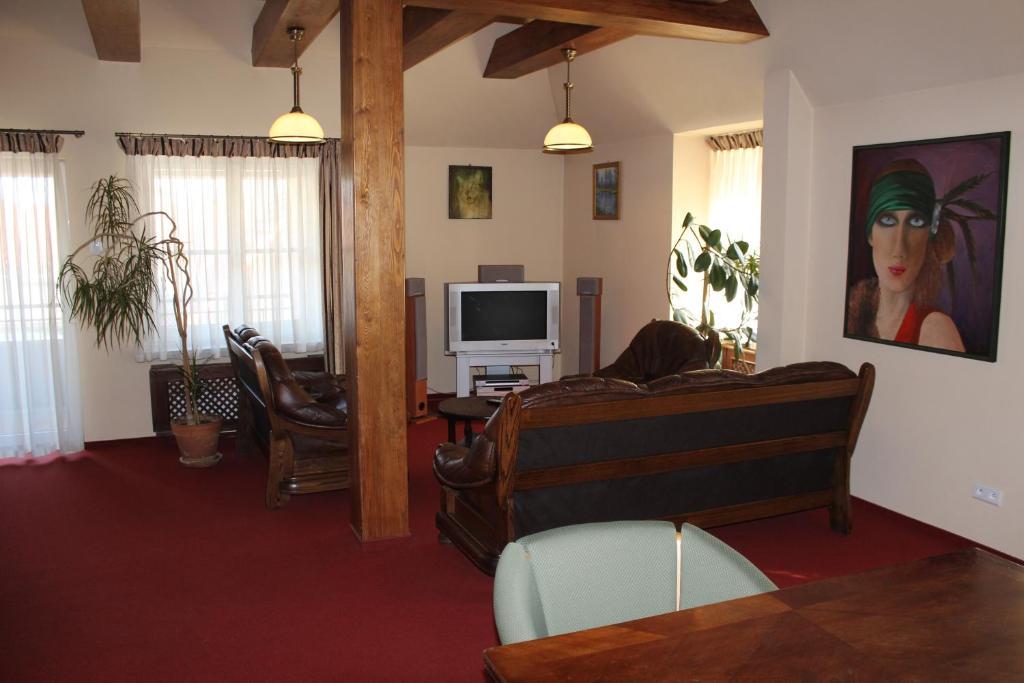 Hotel Zajazd Kultury, Dawniej Pocztowy เจโลนากูรา ภายนอก รูปภาพ